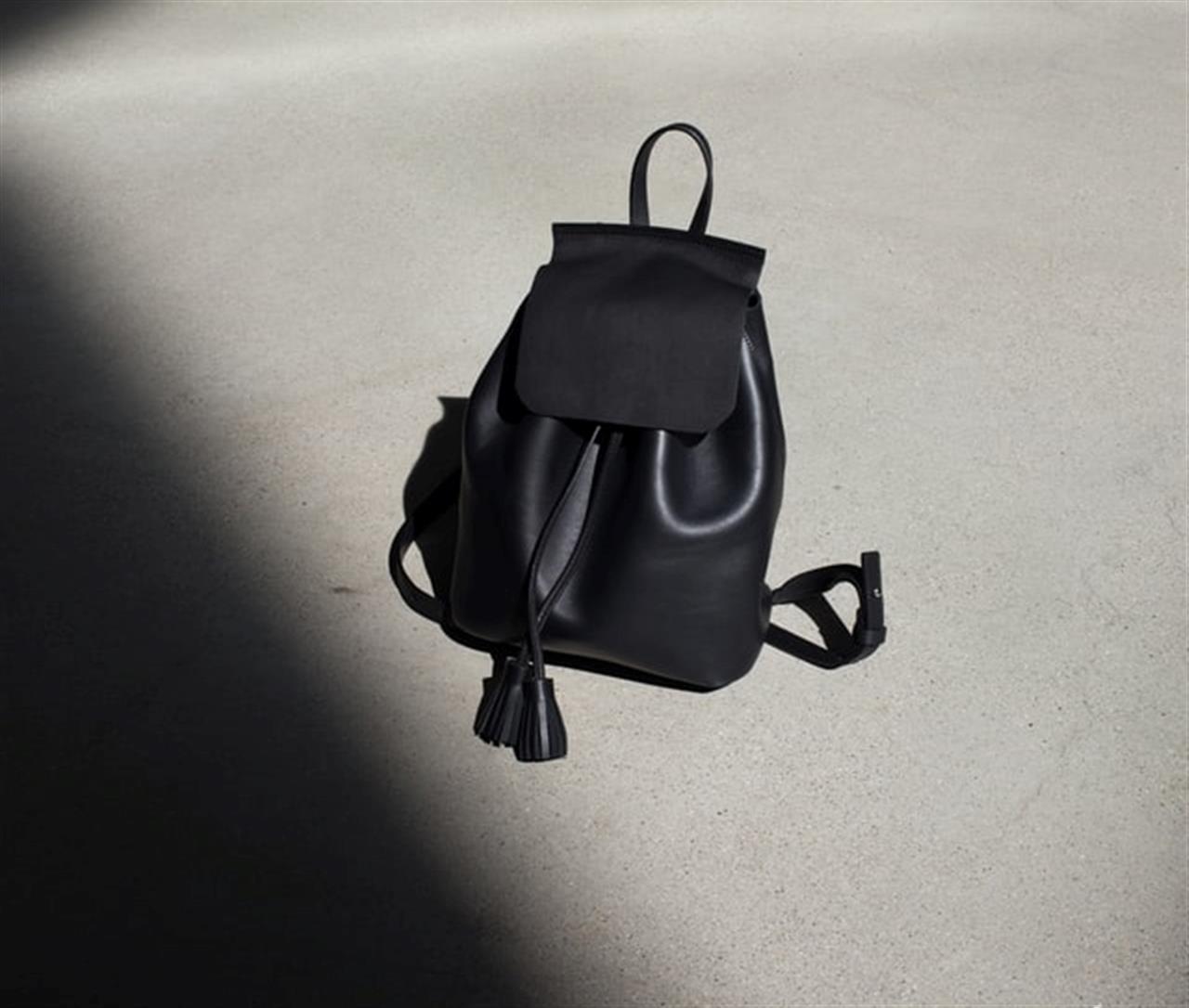 Find en flot Ganni taske her i dag